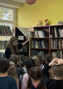 Обзор книжной выставки «Добрый волшебник Шварц»